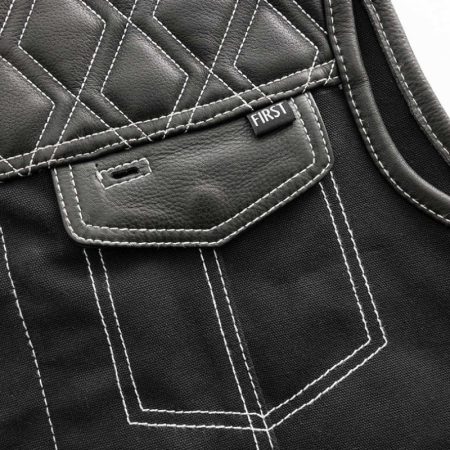 First Mfg Mens Hunt Club Diamond Quilt White Stitches Vest pocket