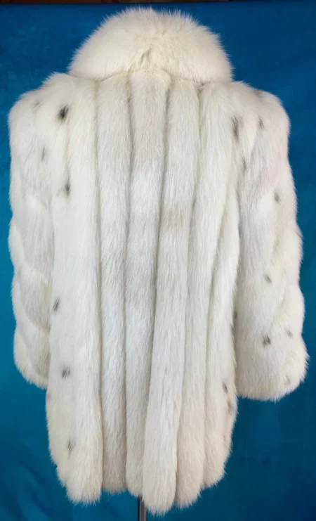 Women’s Vintage Warm Real Fox Fur Made White Winter Coat.