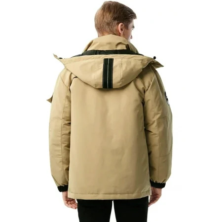 Orolay Men's Warm Parka Jacket With Detachable Hood.