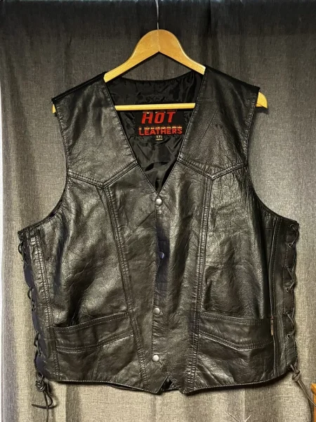 Hot Leathers Black Genuine Leather Biker Vest.