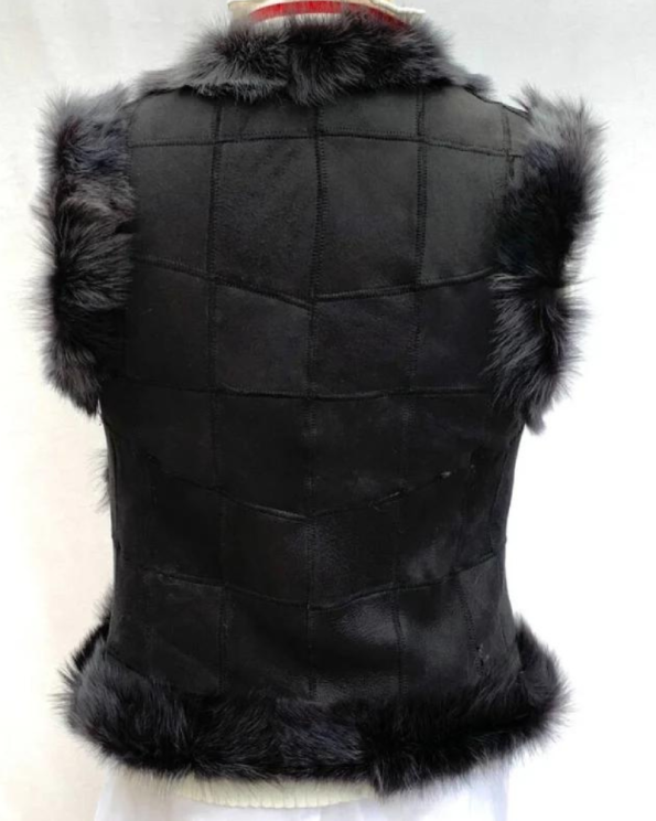 Women's Luxurious Shearling Leather Vest.